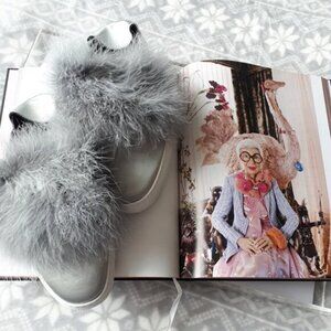 NIB NWT ZCD Montreal silver grey satin & feather sneakers, 40